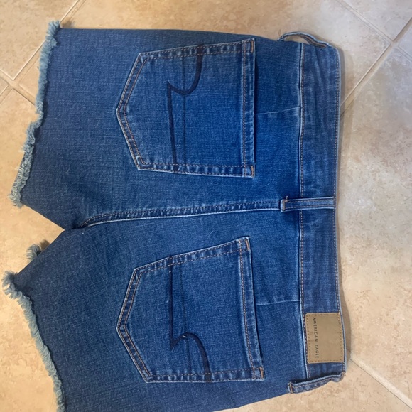 NWT AMERICAN EAGLE SHORTS - Picture 2 of 2